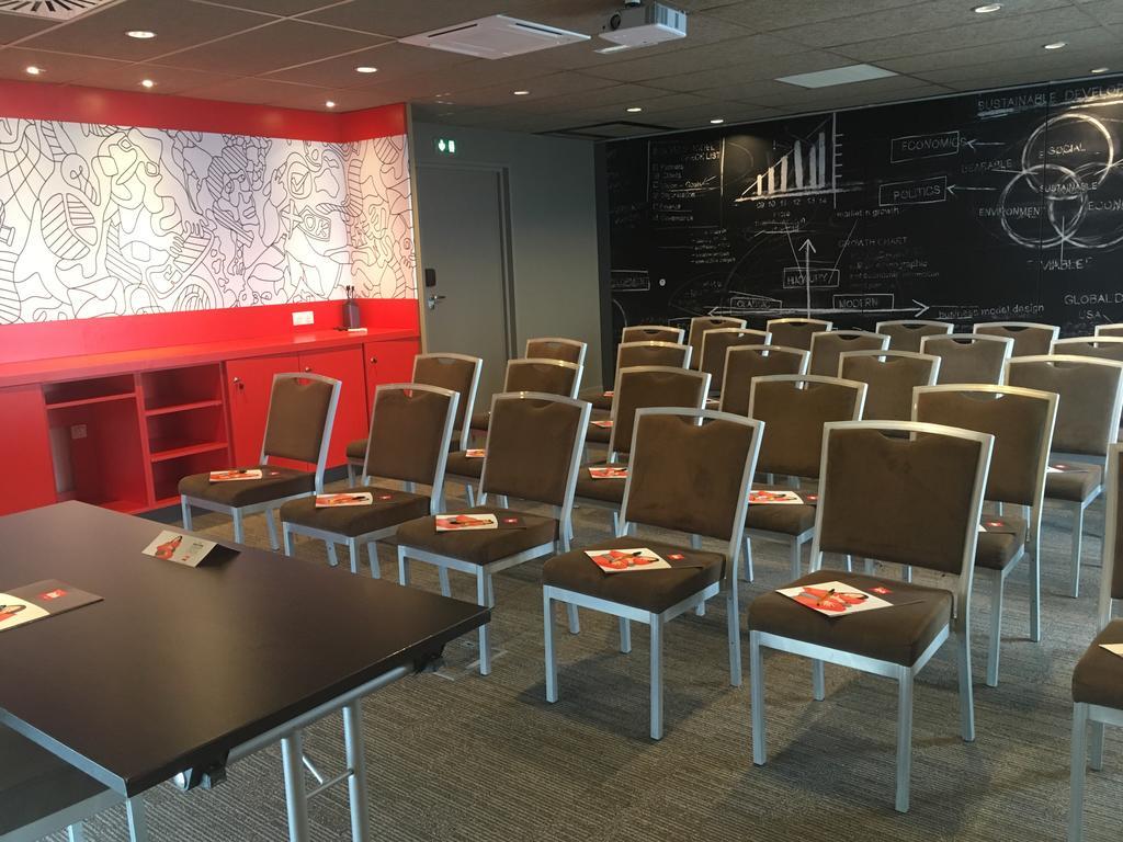 Ibis Niort Est Mendes France Hotel Exterior photo