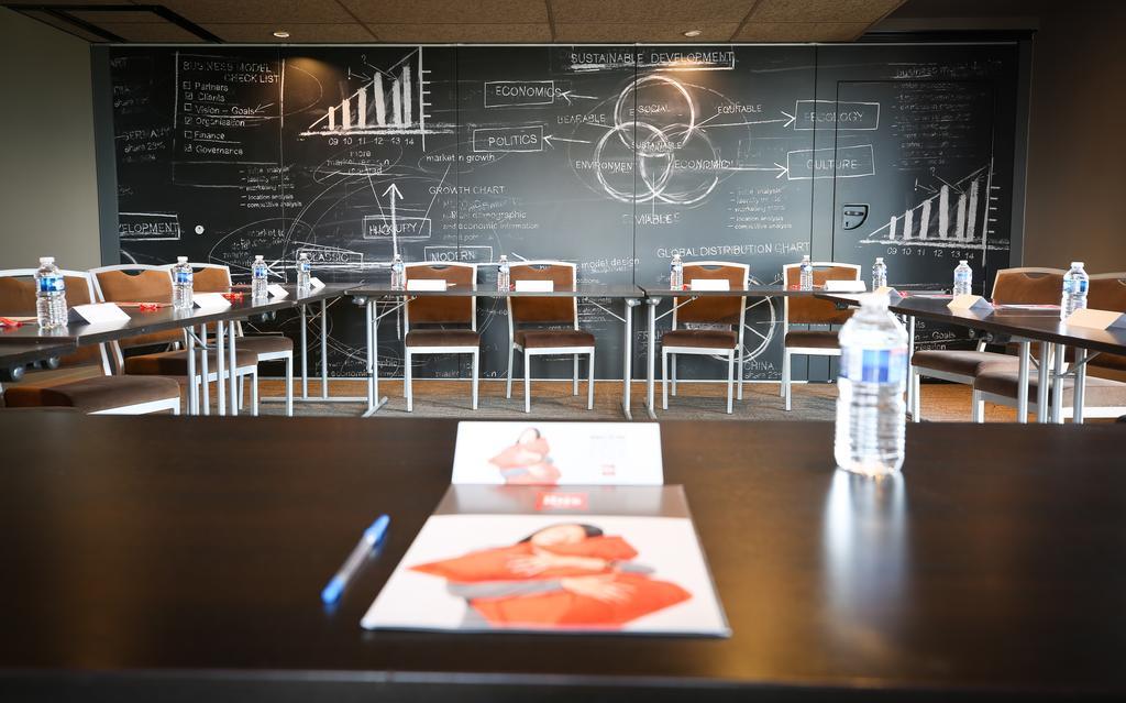 Ibis Niort Est Mendes France Hotel Exterior photo