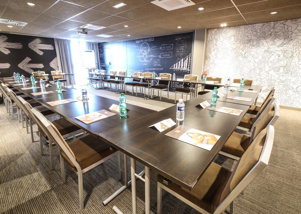 Ibis Niort Est Mendes France Hotel Exterior photo
