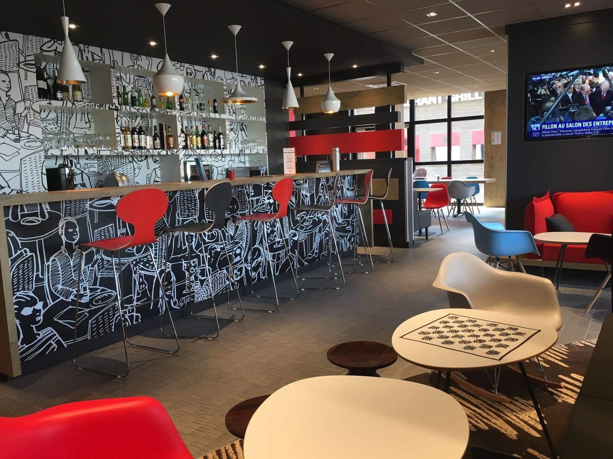 Ibis Niort Est Mendes France Hotel Exterior photo