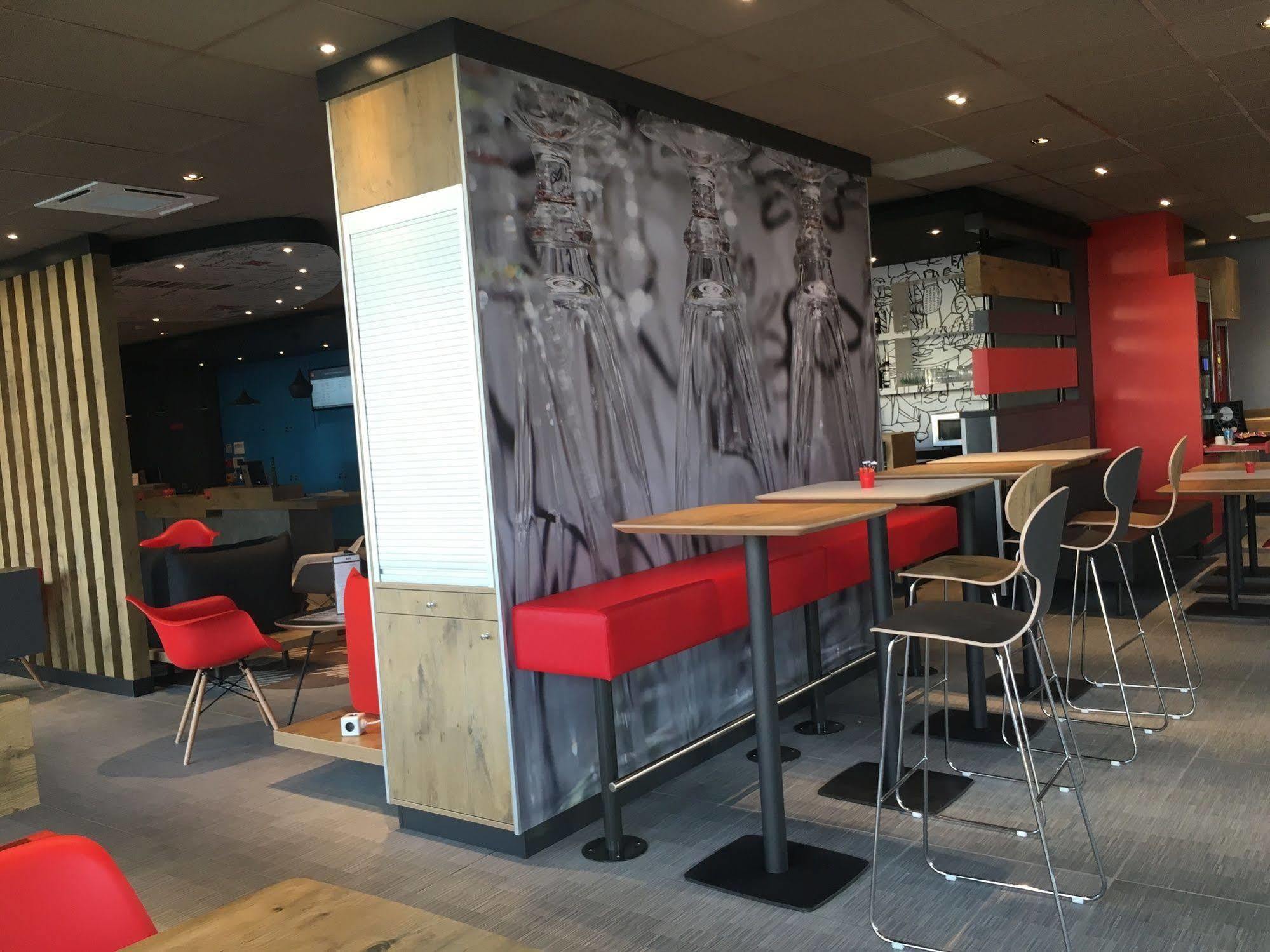 Ibis Niort Est Mendes France Hotel Exterior photo